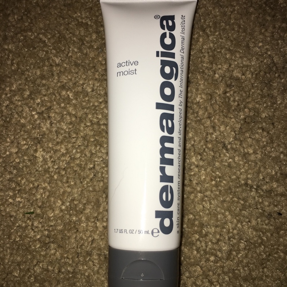 Dermalogica active moist 1.7 fl oz used once